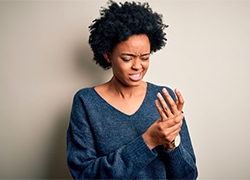Carpal Tunnel vs. Arthritis: How to Tell What’s Causing Your Hand Pain